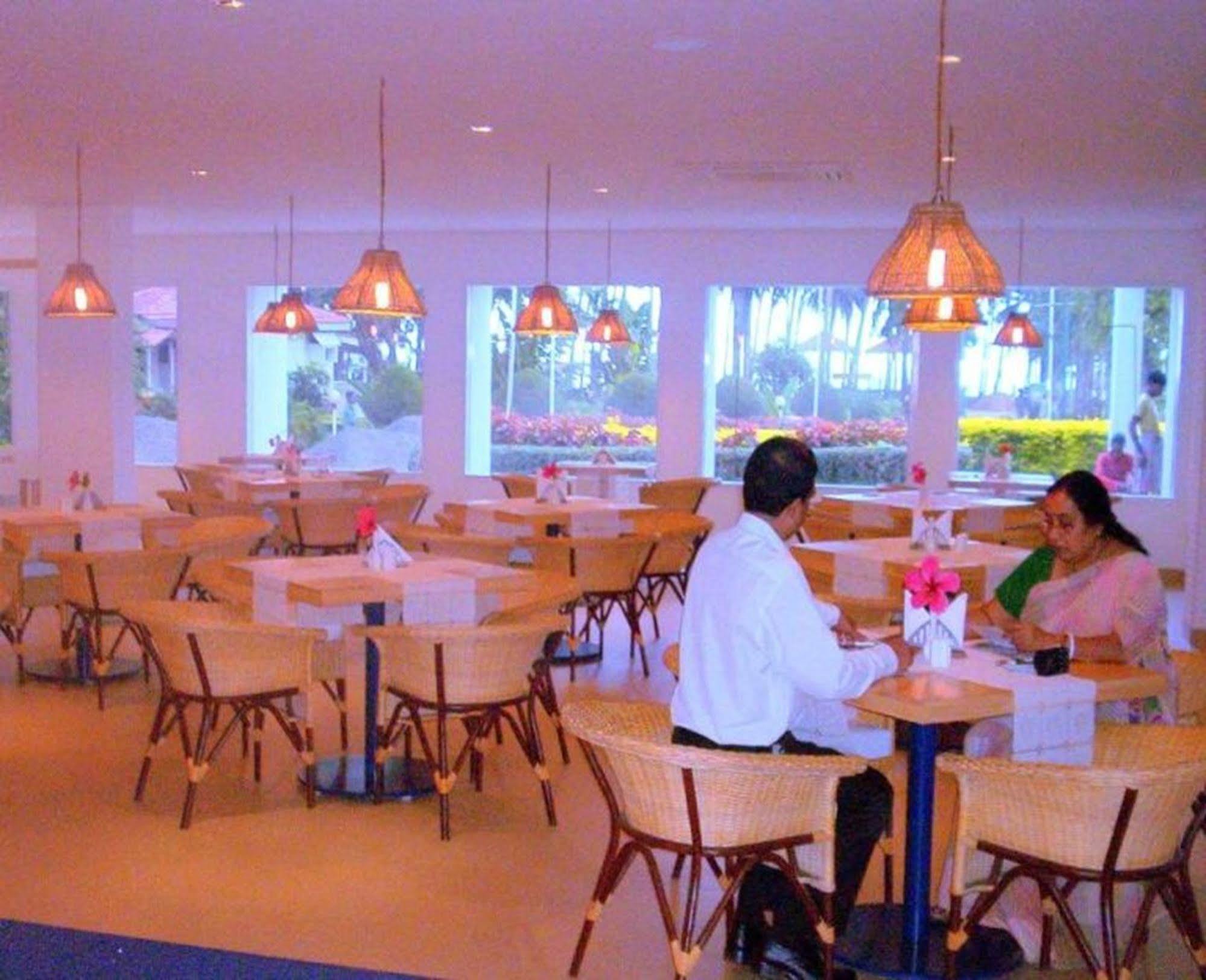 Peerles Sarovar Portico Port Blair Ngoại thất bức ảnh