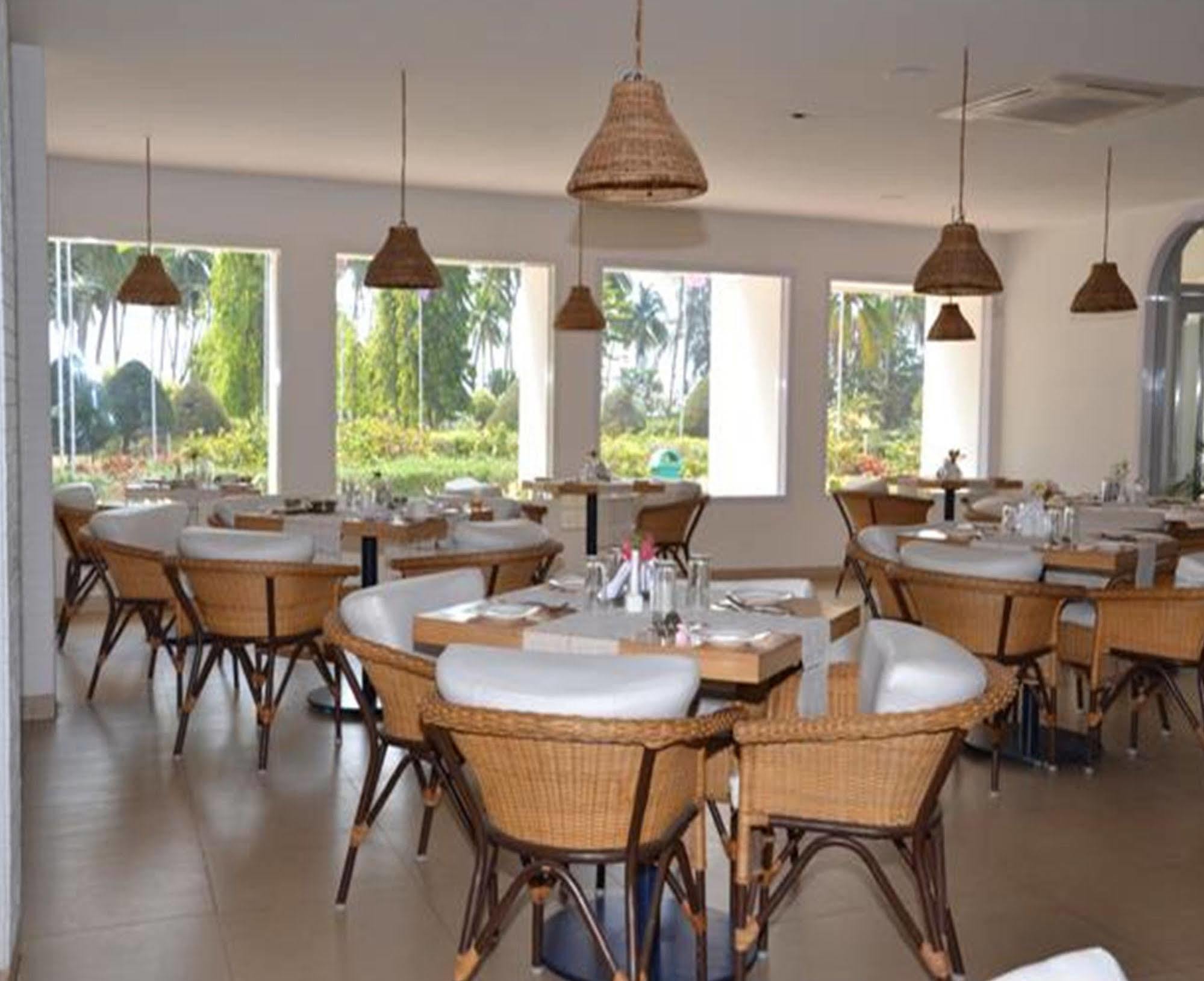Peerles Sarovar Portico Port Blair Ngoại thất bức ảnh